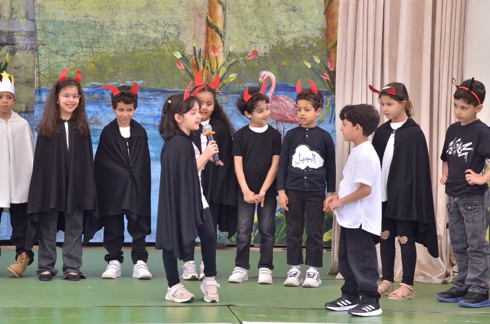 Spectacle à l'École Taïmount